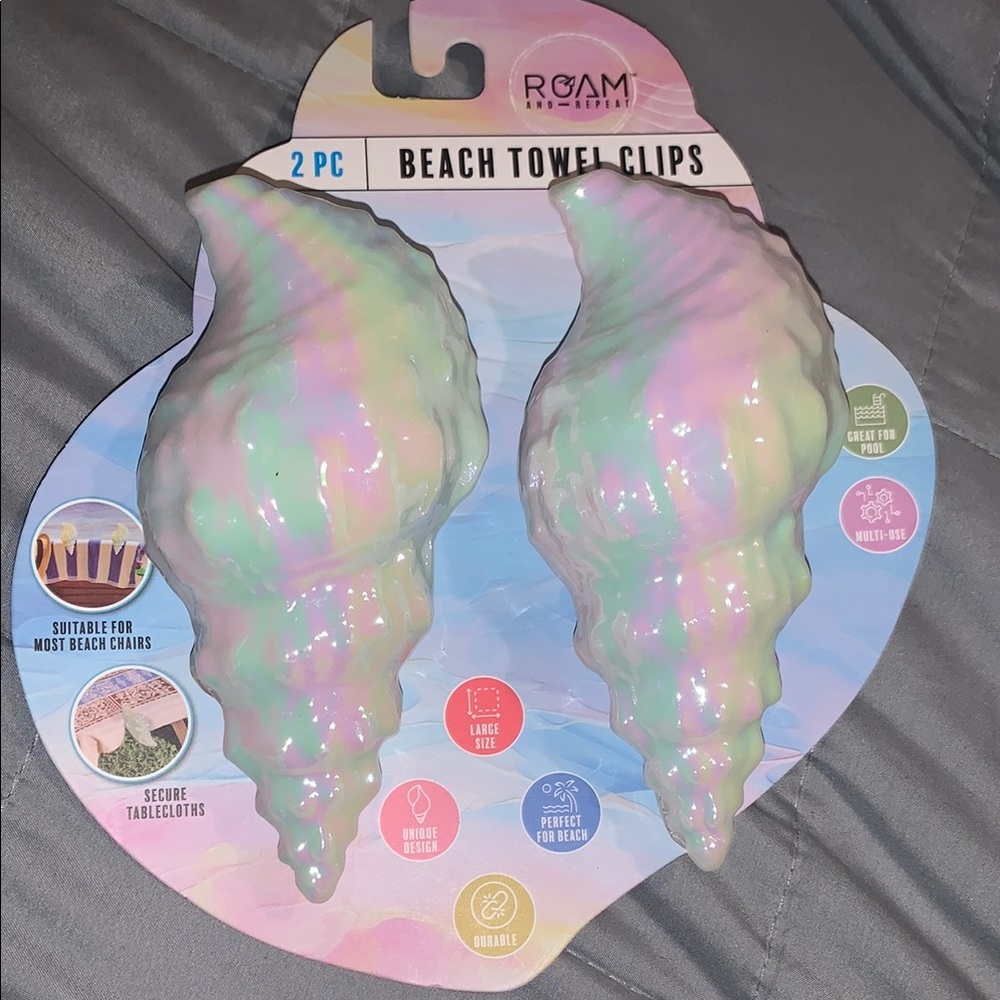 ROAM Iridescent Sea Shell conch Beach Towel Clips or table clips